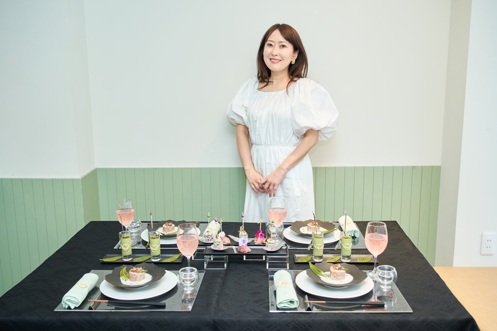 盛り付けの手元